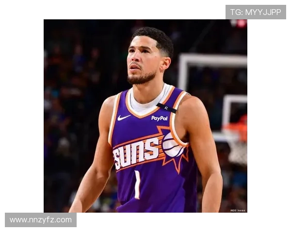 德文·布克领衔太阳崛起新篇章，带领球队挑战NBA总冠军荣耀